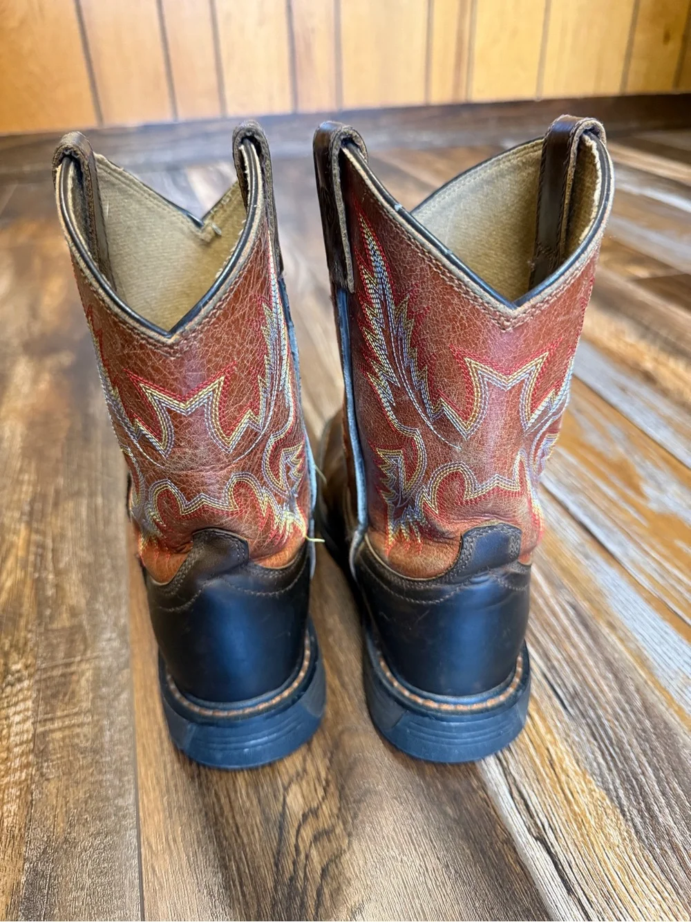 Ariat western cowboy